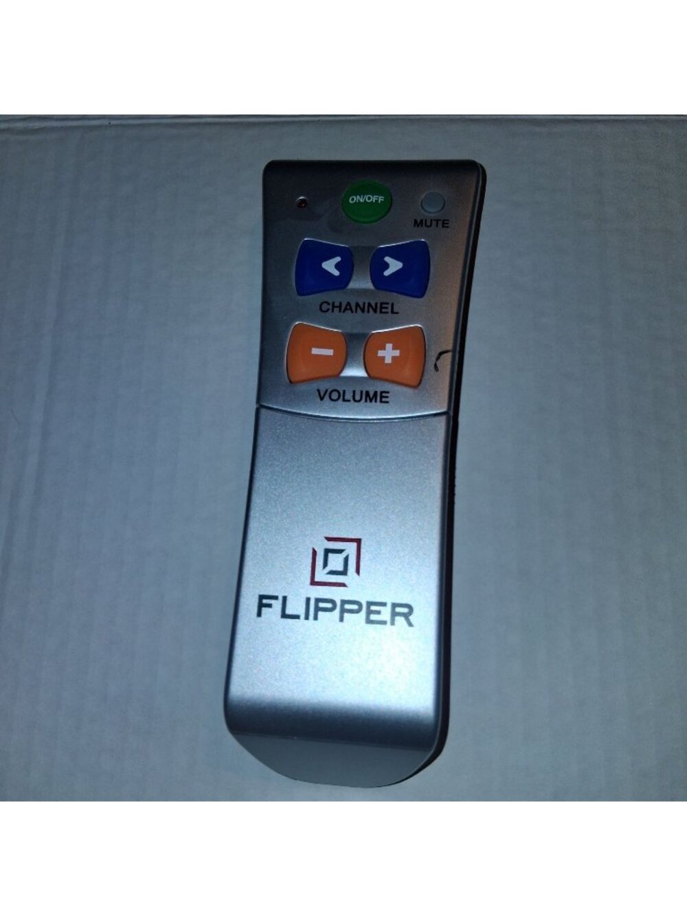 Flipper Two-Device Universal Remote Control For TV & Cable/Satellite Easy-To-Use